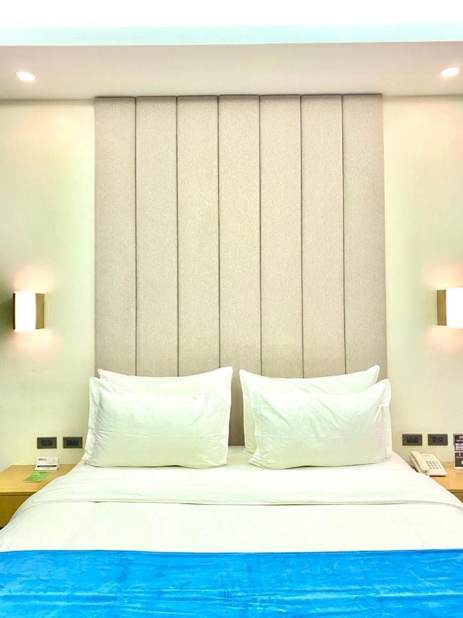 Bravo Tanauan Hotel Ngoại thất bức ảnh