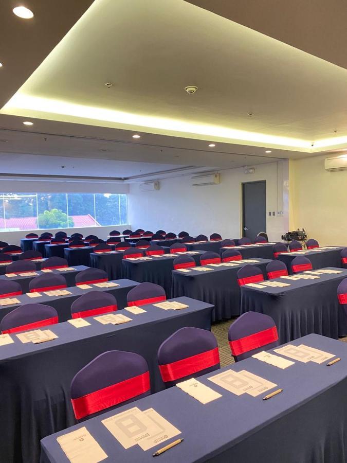 Bravo Tanauan Hotel Ngoại thất bức ảnh